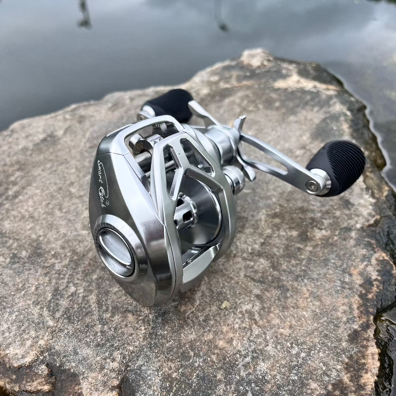 Goofish Saltwater Baitcasting Reel:6.18:1 Gear Ratio,15kg Drag,10+1 BB Right / Golden / BCS250