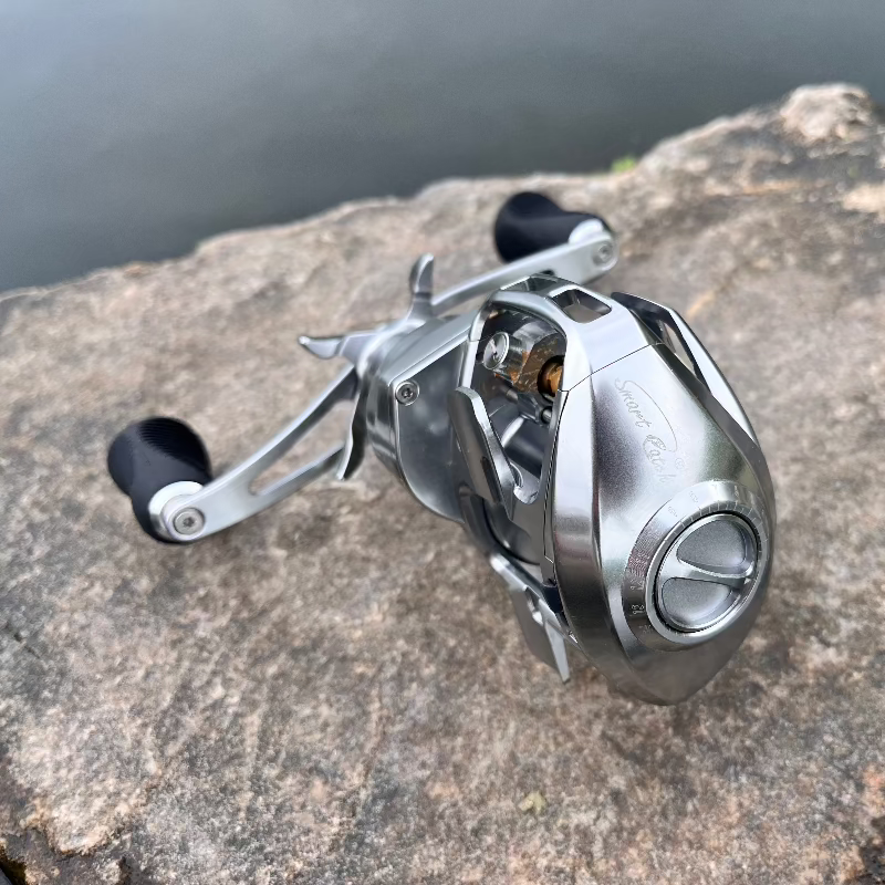 Goofish Saltwater Baitcasting Reel:6.18:1 Gear Ratio,15kg Drag,10+1 BB Right / Golden / BCS250